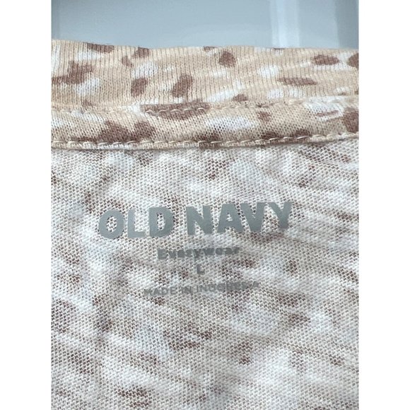 Old Navy Everywear V-Neck T-Shirt Women L Animal Print Tee Cotton Summer Relaxed - Picture 3 of 9
